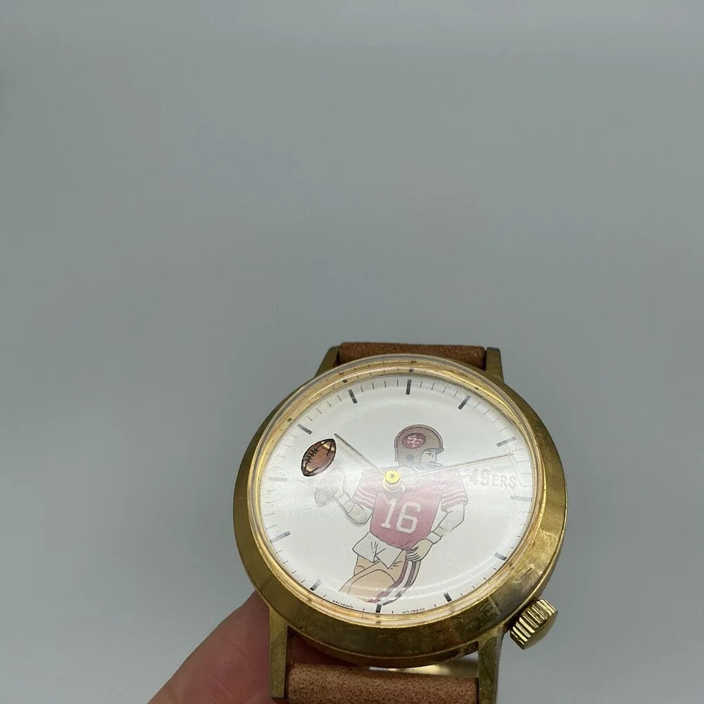 Vintage 49ers Football Mens Watch 35mm Joe Montana 16# Gold Tone Leather Manual